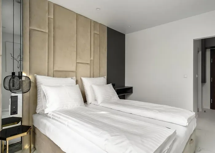 El - Gemini 포즈난